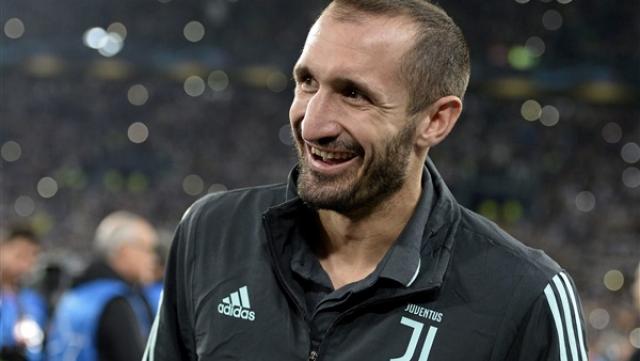 يوفنتوس يحسم مصير كيليني