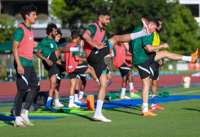 المنتخب السعودي يجري مرانه الأول بطوكيو
