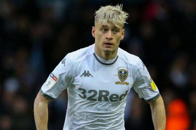 أهلي جدة يتعاقد مع اليوسكي من صفوف ليدز يونايتد