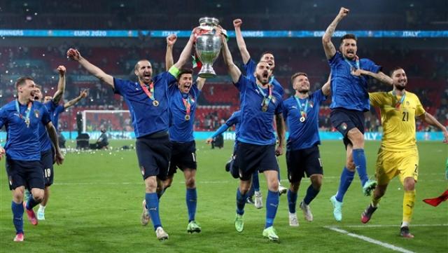 يوفنتوس يقترب من نجم المنتخب الإيطالي