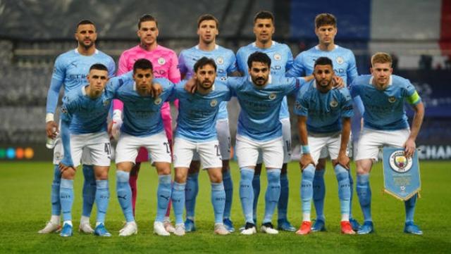 جريليش وكين يؤجلان تجديد عقد سترلينج مع مانشستر سيتي