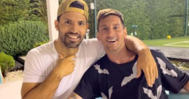 ميسي وأجويرو