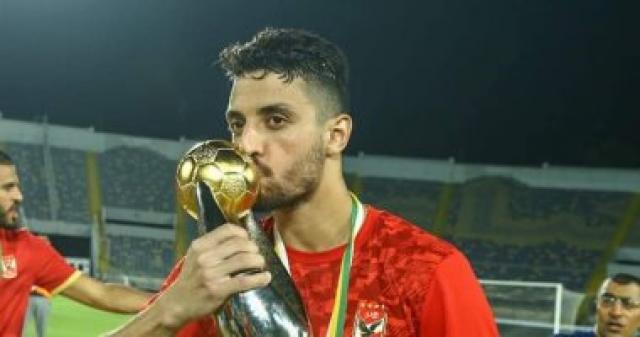 طاهر محمد طاهر لاعب الأهلى