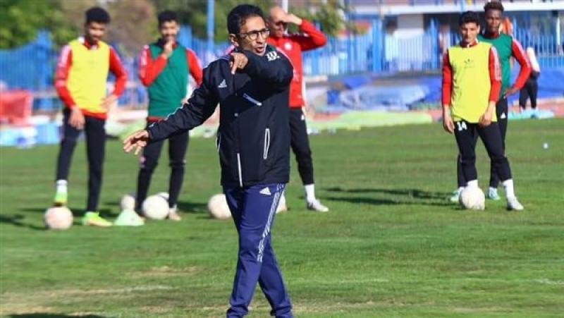 أحمد سامي يضع الرتوش الأخيرة لتشكيل سموحة أمام الزمالك