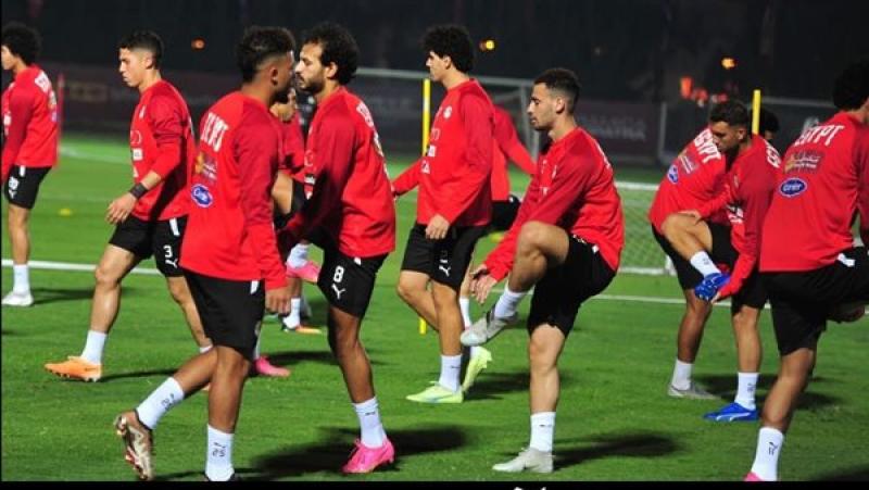 منتخب مصر بالزي الأحمر وزامبيا بالأخضر استعدادًا لودية الفريقين الخميس