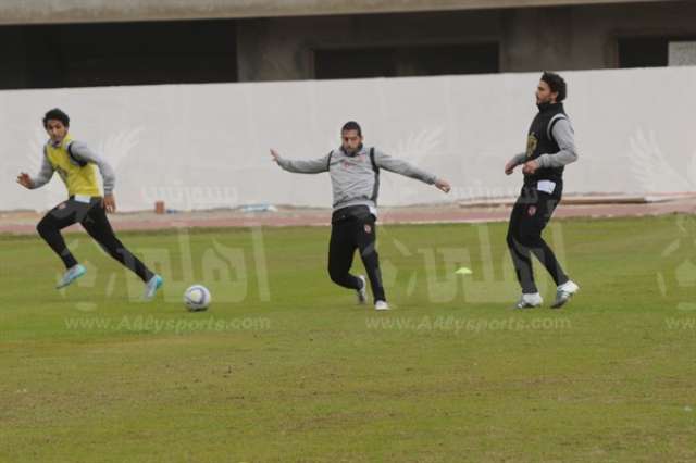 لاعب الأهلى ينتظم فى معسكر منتخب مصر اليوم